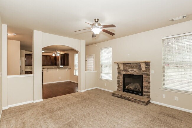 Photo - 6285 Allen Rd SW