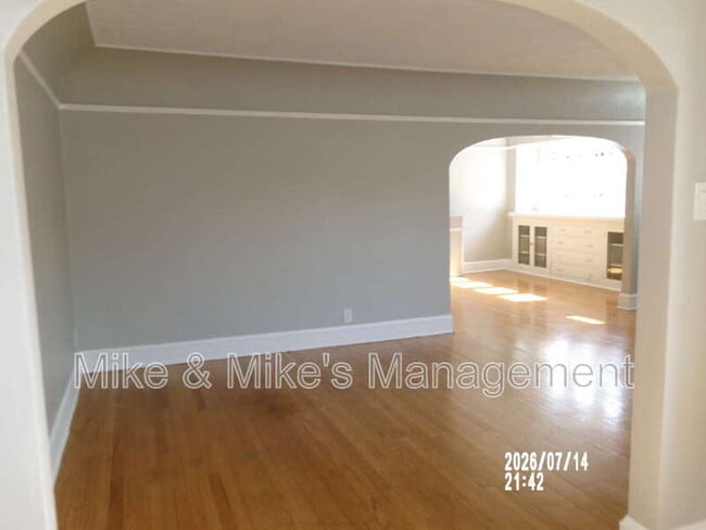 Photo - 6424 W Chambers St