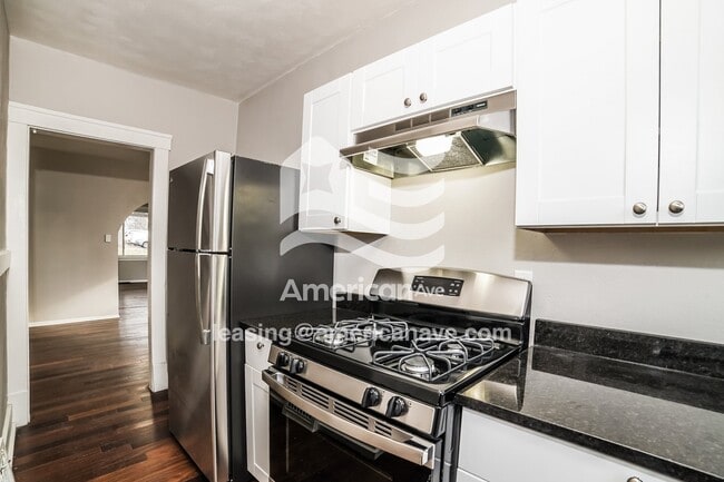 Photo - 1214 E Corrington Ave