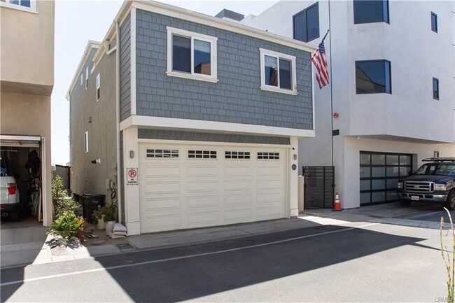 Building Photo - 35 Surfside Ave. Rental