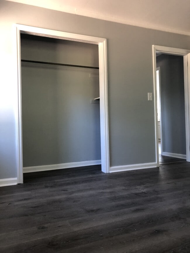 Photo - 120 Menton St