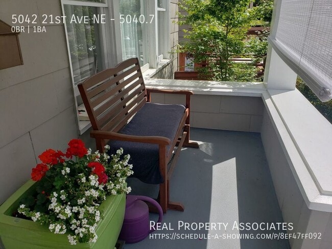 Photo - 5042 21st Ave NE Unidad 5040.7