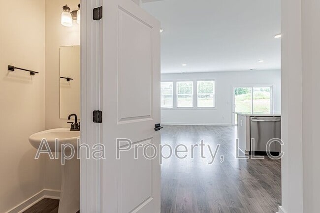 Photo - 1235 Westgate Vlg Dr