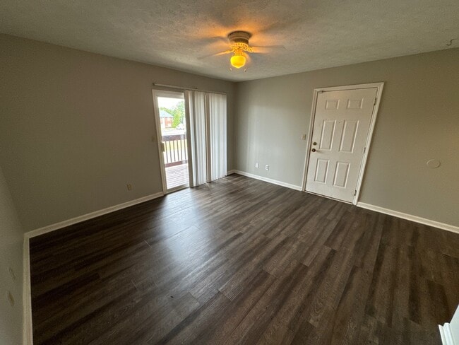 4109 Blue Lick Ct Unidad 4109-6