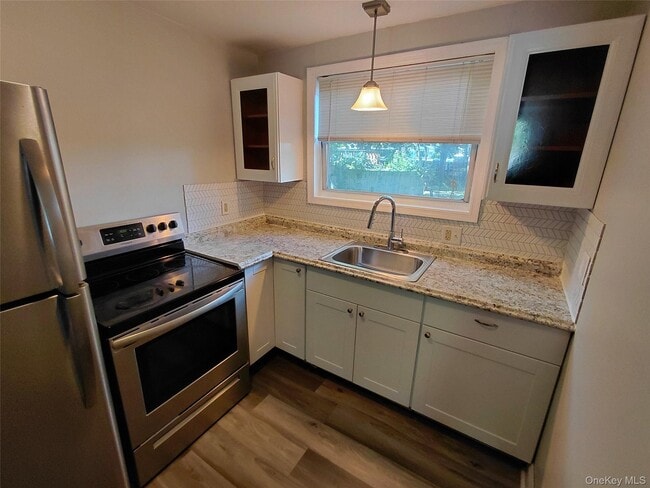 Building Photo - 343 Washington Ave Unit 2 Rental