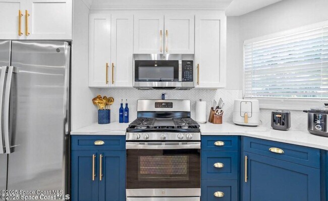 Photo - 6765 Angeles Rd