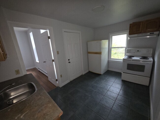 Photo - 6014 South St Unit 1