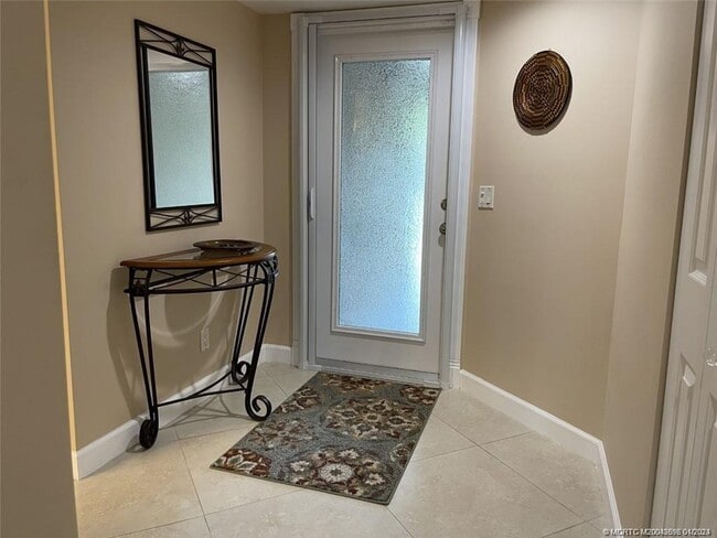 Photo - 264 NE Edgewater Dr Unit 102
