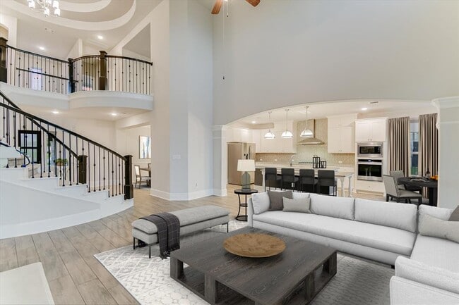 Photo - 305 Coniglio Cv