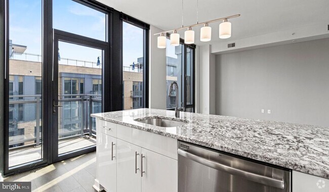 Building Photo - 8300 Wisconsin Ave Unit 1B-812 Rental