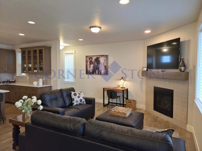 Photo - Stunning home in quiet subdivision!