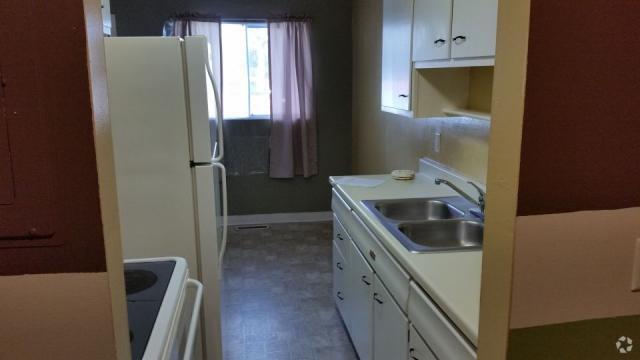 Building Photo - 2 bedroom in Billings MT 59102 Rental