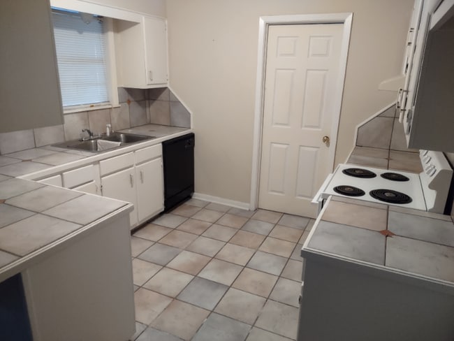 Photo - 116 Pecan Lake Estates Rd