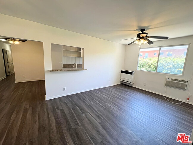 Photo - 4360 1/2 Willow Brook Ave