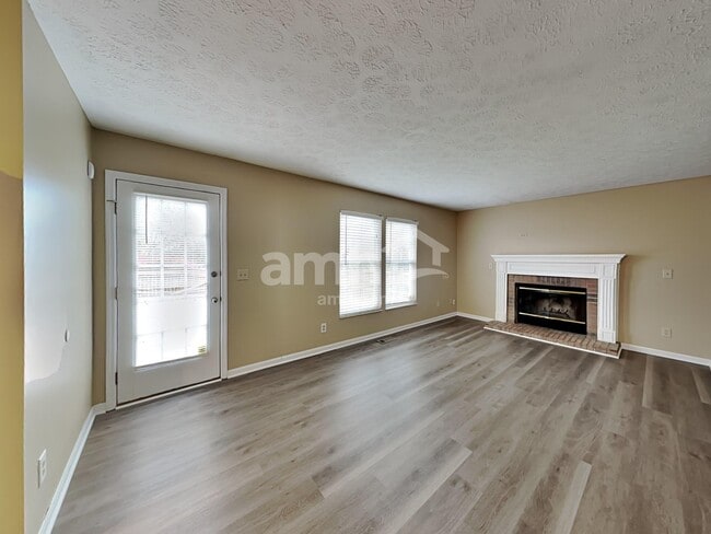 Photo - 4626 Laurel View Dr