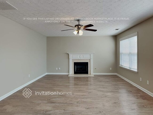 Photo - 2027 Pierce Way