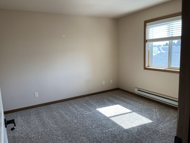 Photo - 1616 1st Ave NE Unidad 204