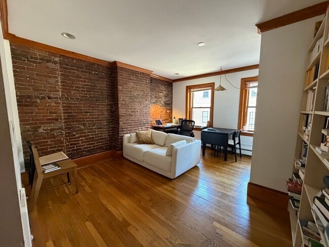 Building Photo - 1170 Massachusetts Ave Unit 6