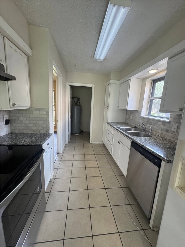 Photo - 22310 Goldstone Dr