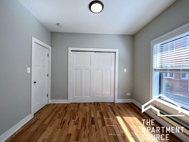 Photo - 4410 N Wolcott Ave Unit 2