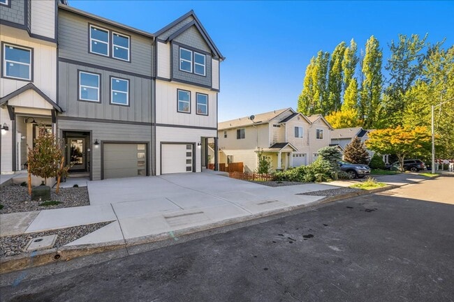 Photo - Introducing SE 18th Street Townhomes — Six...