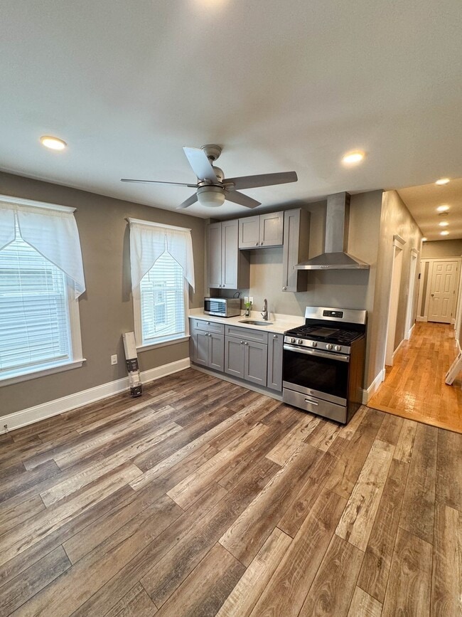 214 Hancock St Unit 1