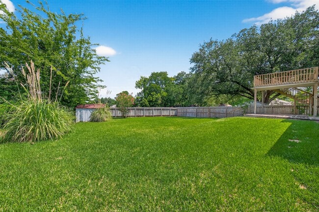 Photo - 319 Fantasy Ln