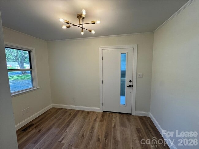 Photo - 1802 Academy St