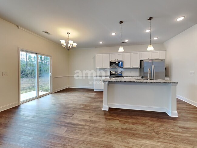 Photo - 447 Brookgreen Dr