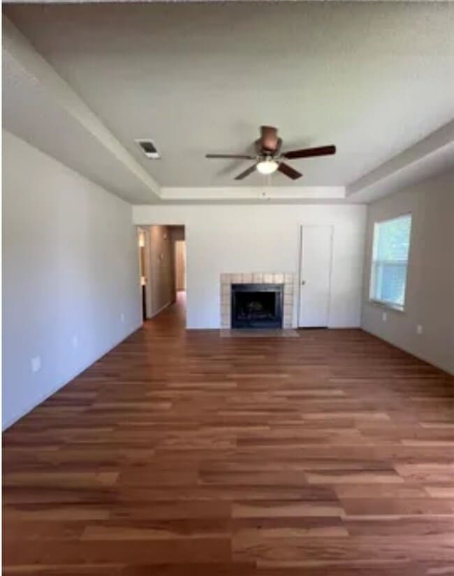 800 Woodland Ct Unidad .