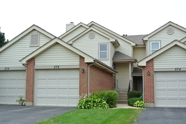 Building Photo - 576 E Windgate Ct Rental