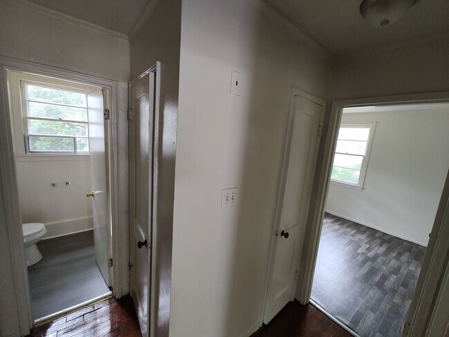 Photo - 803 Candlewood Dr