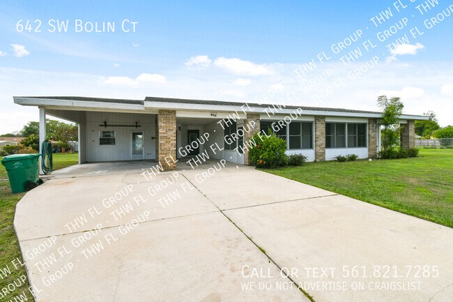 Photo - 642 SW Bolin Ct