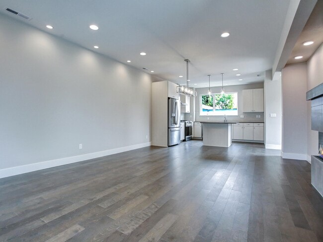 Photo - 1711 SE Ramona St