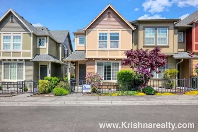Lovely 3 BD* 2.5 Arbor Station Townhome Av... - Lovely 3 BD* 2.5 Arbor Station Townhome Av...