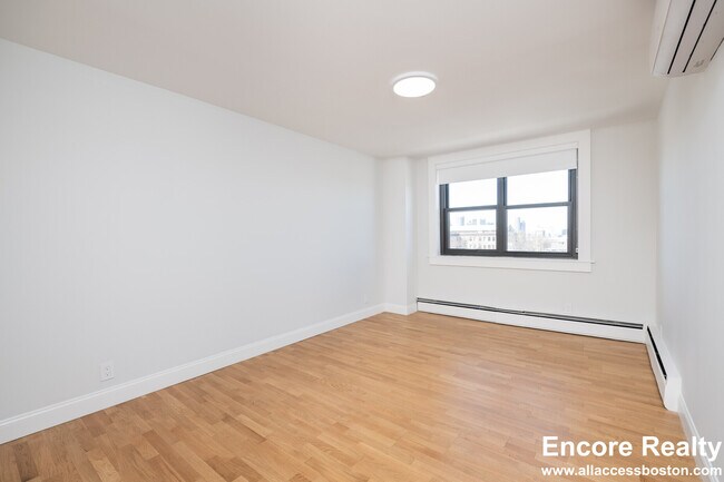 Photo - 1410 Columbia Rd Unidad 713J