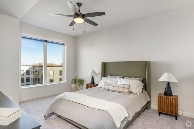 1BR,2BA - 1088SF - Bedroom - Risor of St. Louis Park - Active Adult 55+