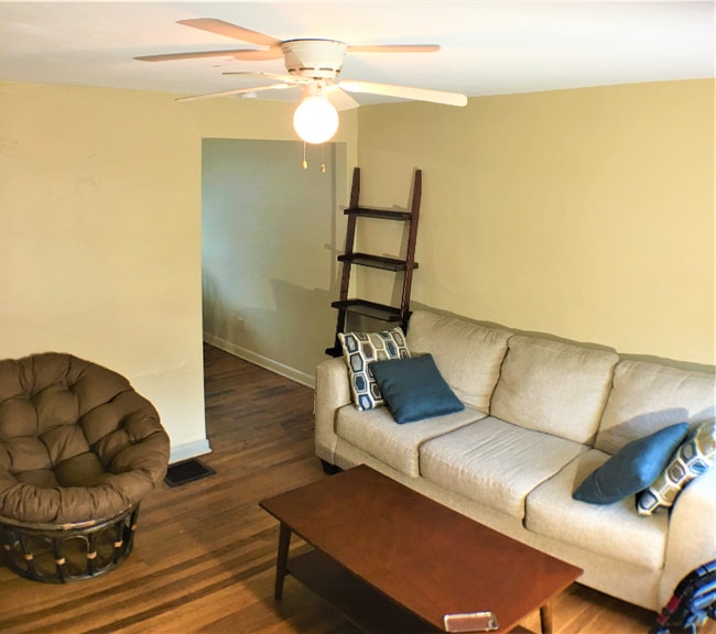 Photo - 432 E 16th Ave
