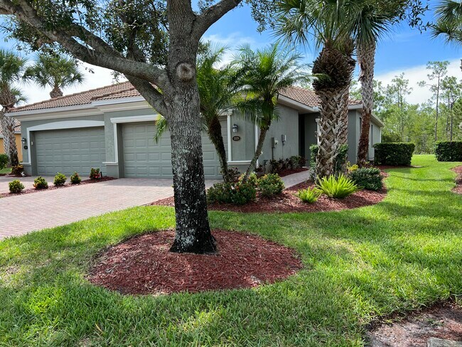 Building Photo - 21379 Bella Terra Blvd