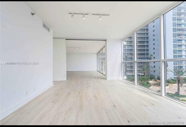 Photo - 7601 E Treasure Dr Unit 707