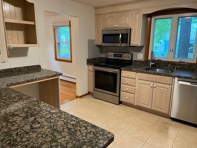 Photo - 2 Marigold Ave