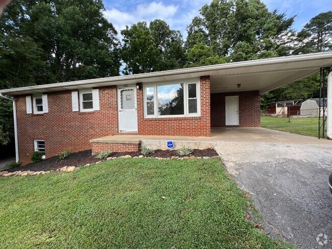 Building Photo - 112 Evergreen Rd Rental