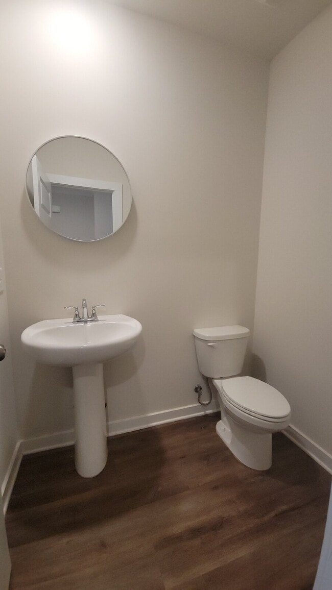 Photo - 7203 Chatfield Wy NW