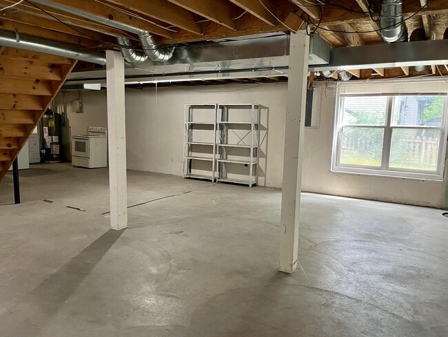 Photo - 911 Old Hickory Ln