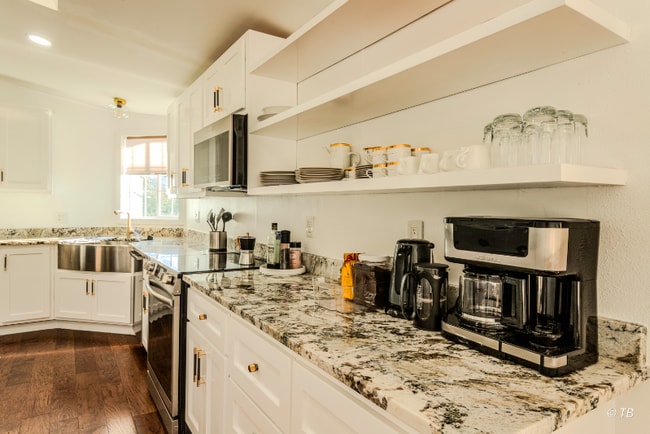 Photo - 650 Robmar Ln