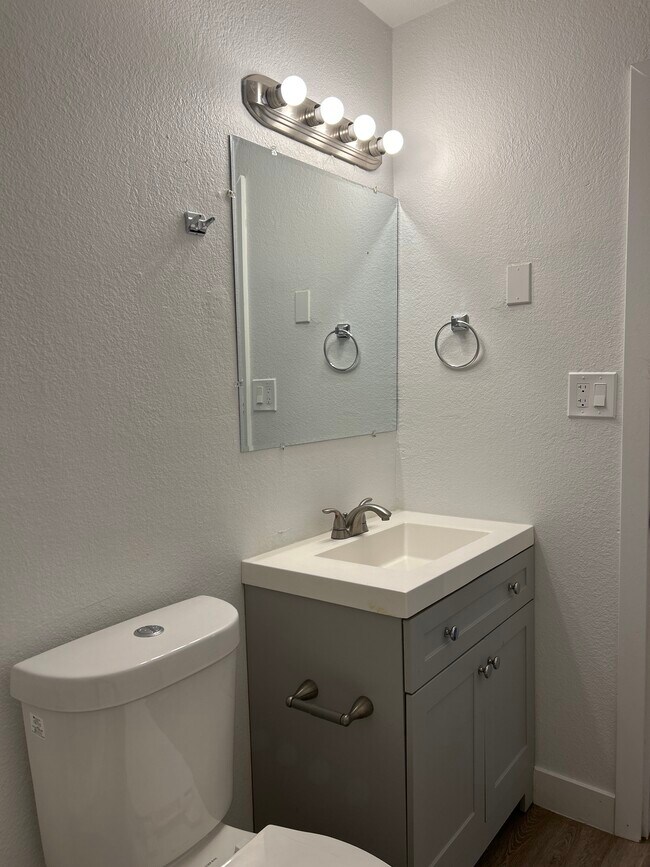 Photo - 2222 W Campbell Ave