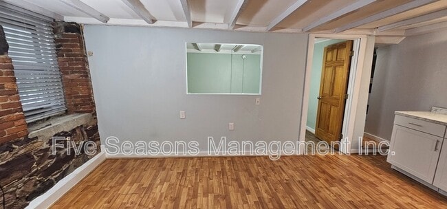 Photo - 2-4 Decatur Street - 112 Intervale