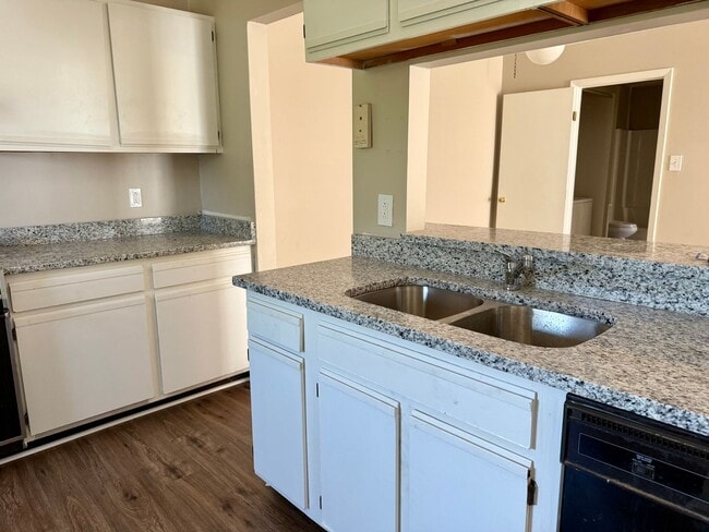 Photo - 2 bedroom 2nd Story Condo in Virginia Beach