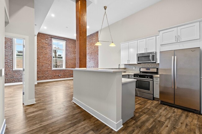 Photo - 6200 Hudson Ave Unit 211