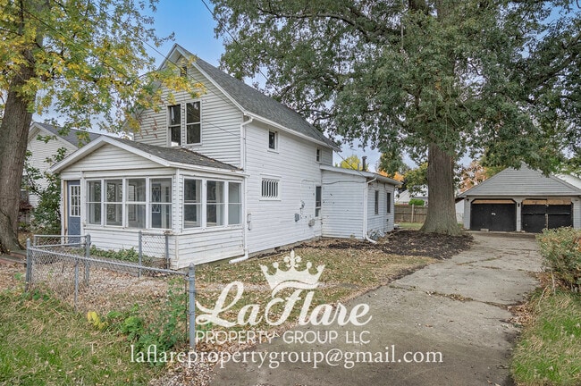 Photo - 5907 317th St House